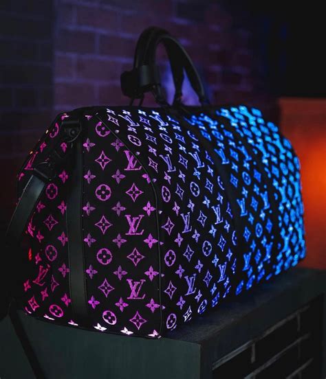 louis vuitton led colour changing bag